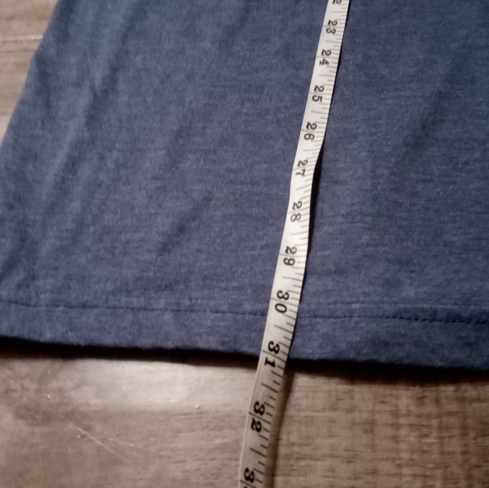Marvel Avengers Captain American Large Blue Shield T-Shirt - Picture 6 of 6